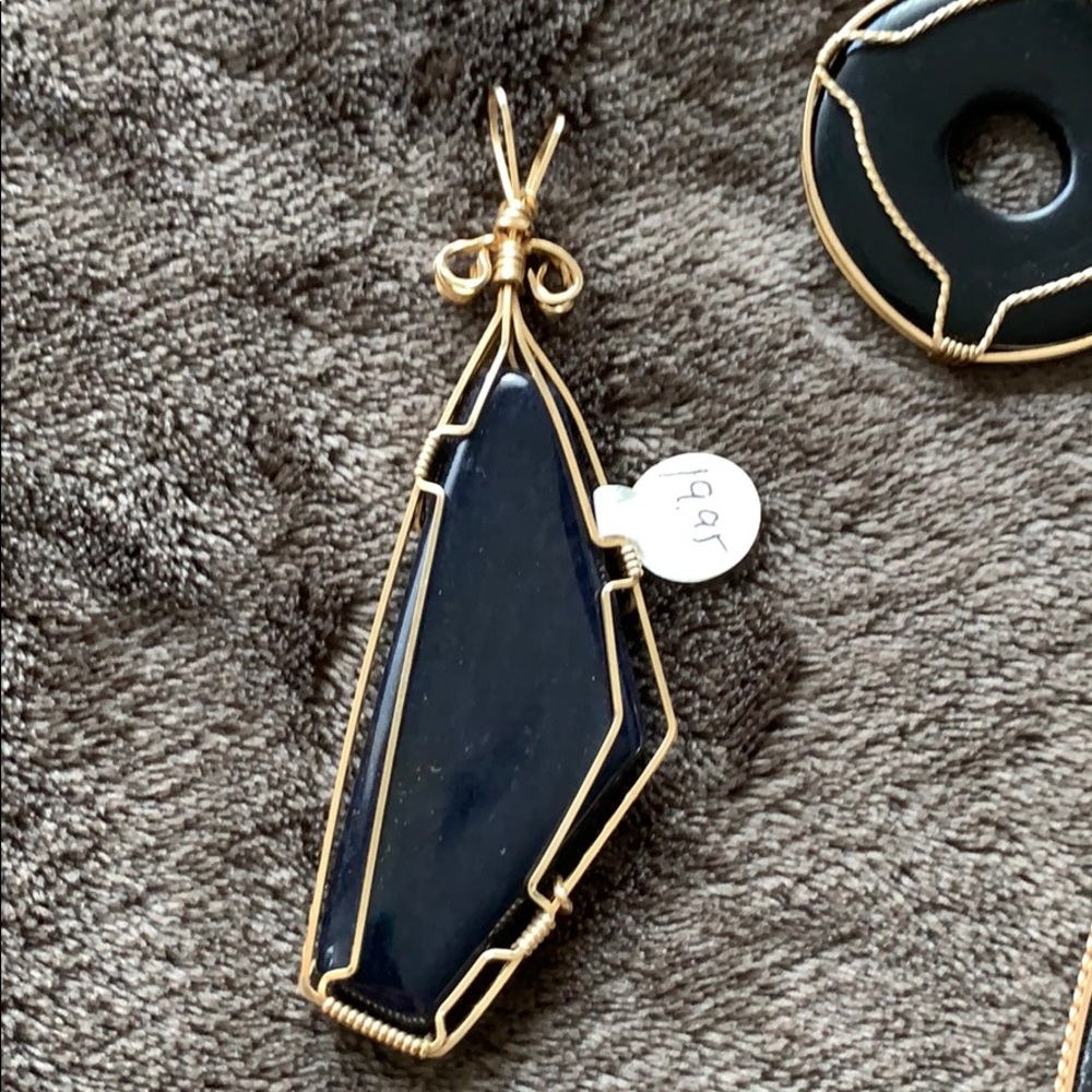 Onyx necklace & Obsidian pendant bundle - Picture 5 of 7